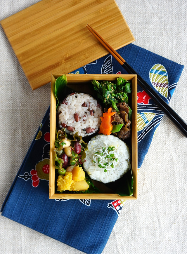 おにぎり弁当