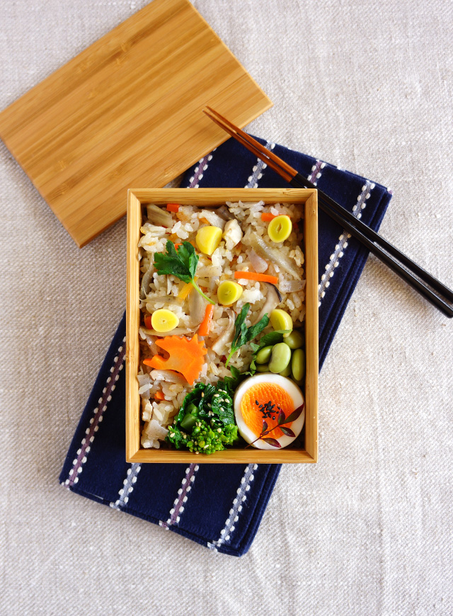 炊き込みご飯弁当